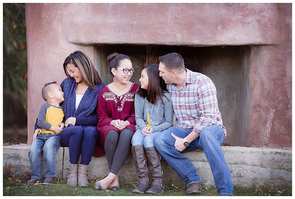 family portraits twentynine palms photographer joshusa tree photographer yucca valley photographer high desert photographer southern california photographer palm springs photographer palm desert photographer 29 palms Inn